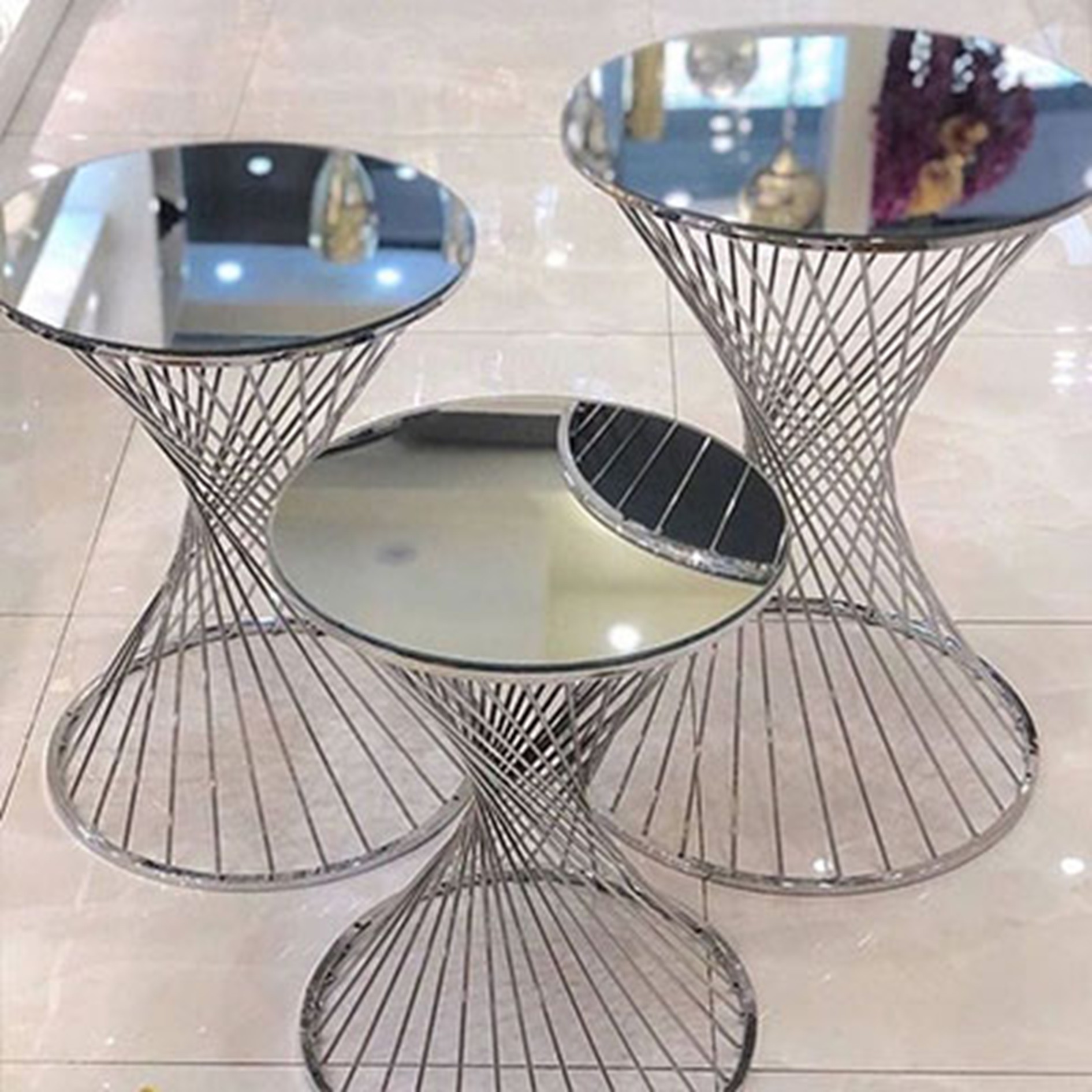 میز جلومبلی فلزی مدل حصیری